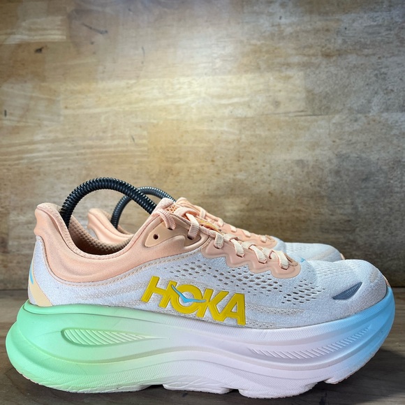 Hoka One One Bondi 9 Womens Size 8 Running Shoes Sneakers Pale Tangerine - Picture 1 of 12